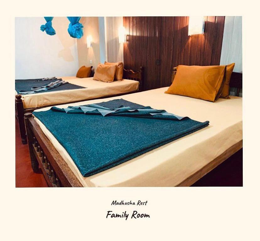 Madhusha Rest Maskeliya Exterior photo